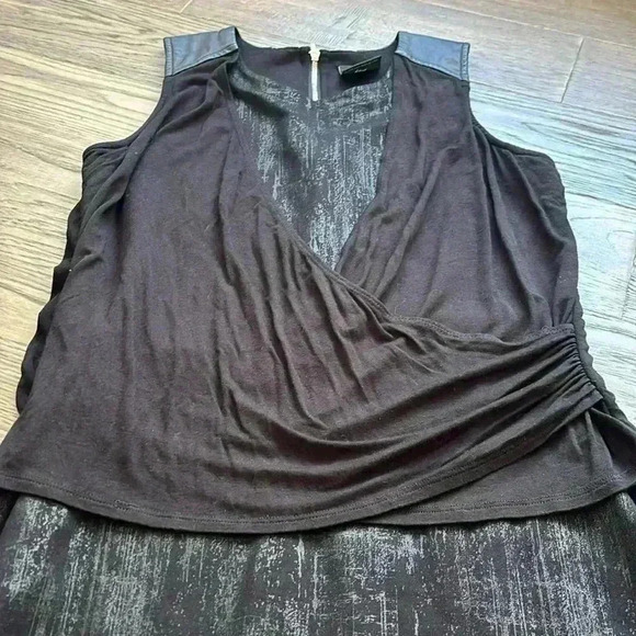 🔥Schwiing🔥 | Black and silver  metallic dress - Picture 4 of 10